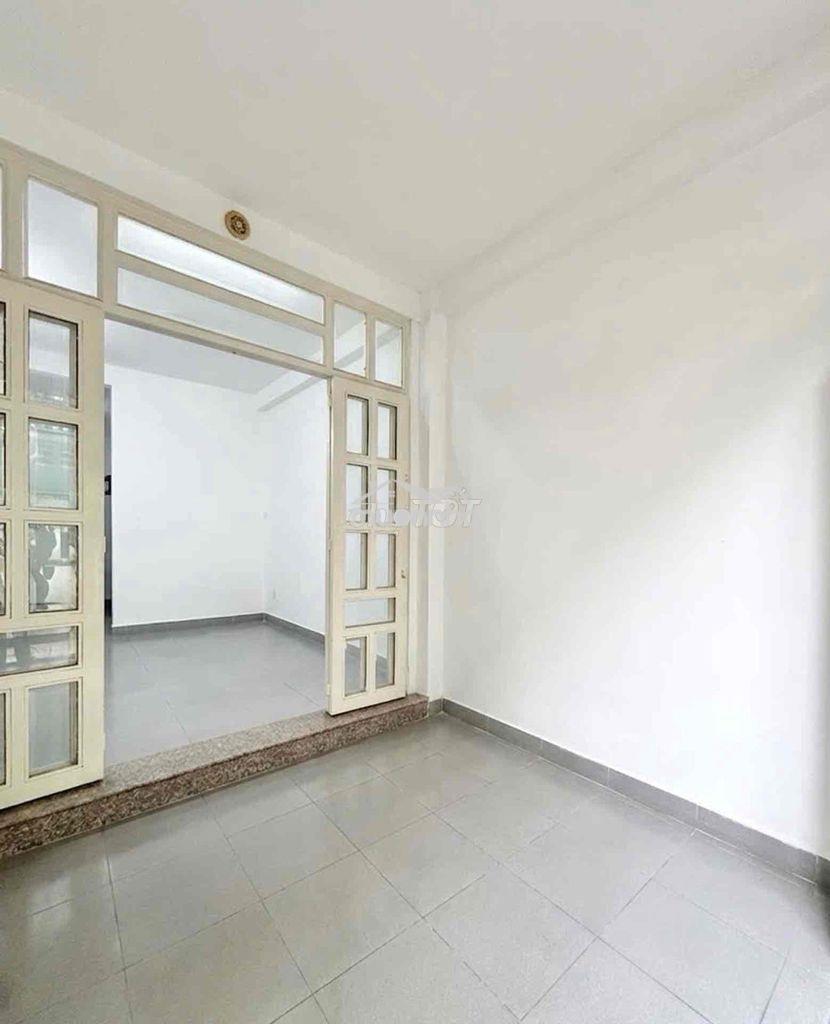 Nhỉnh 6 tỷ – 48m² – sát mặt tiền trần khắc chân - hoàng văn thụ phú nh - 2