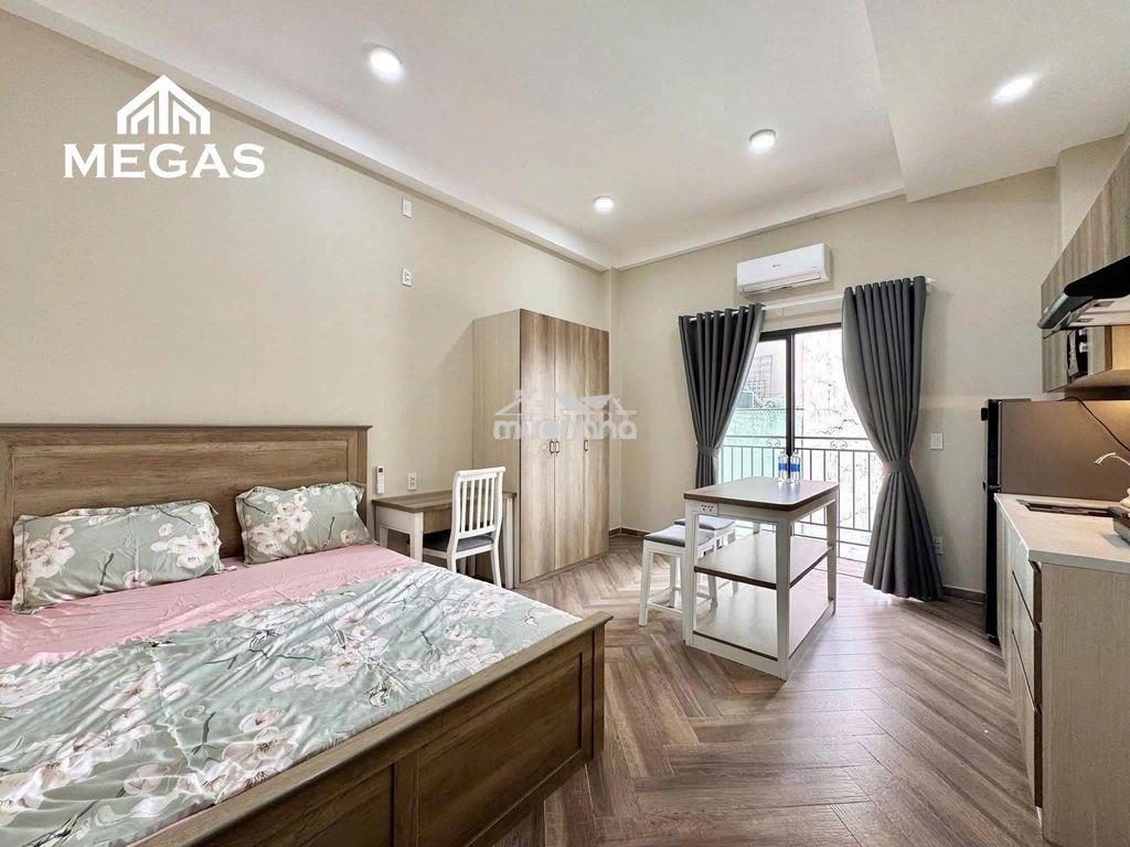 Phòng bancol full nội thất nội khu vạn phúc city - 4