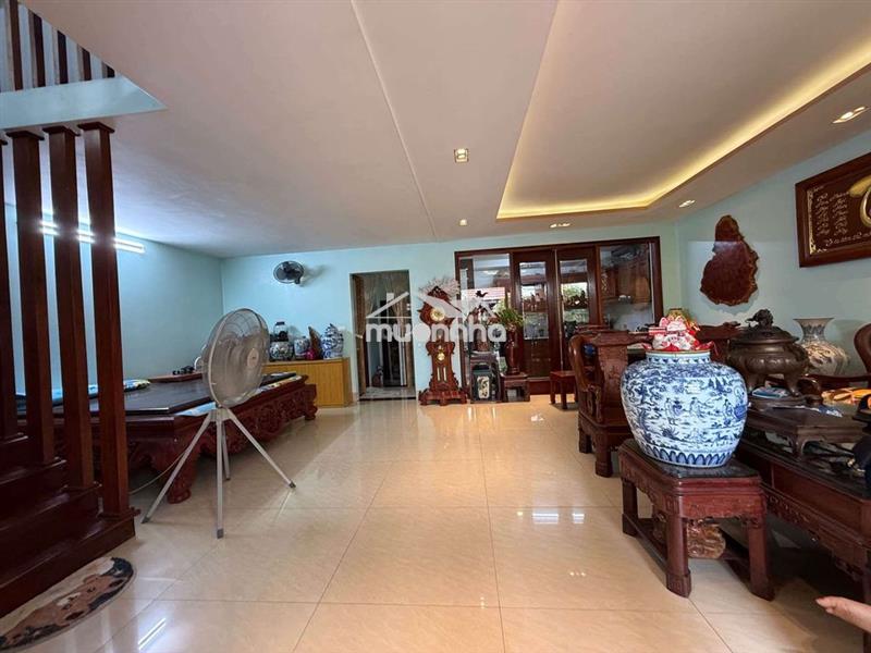 Thiên lộc ( kim chung cũ ) biệt thự sân vườn đường  2 xe 7 chỗ tránh
