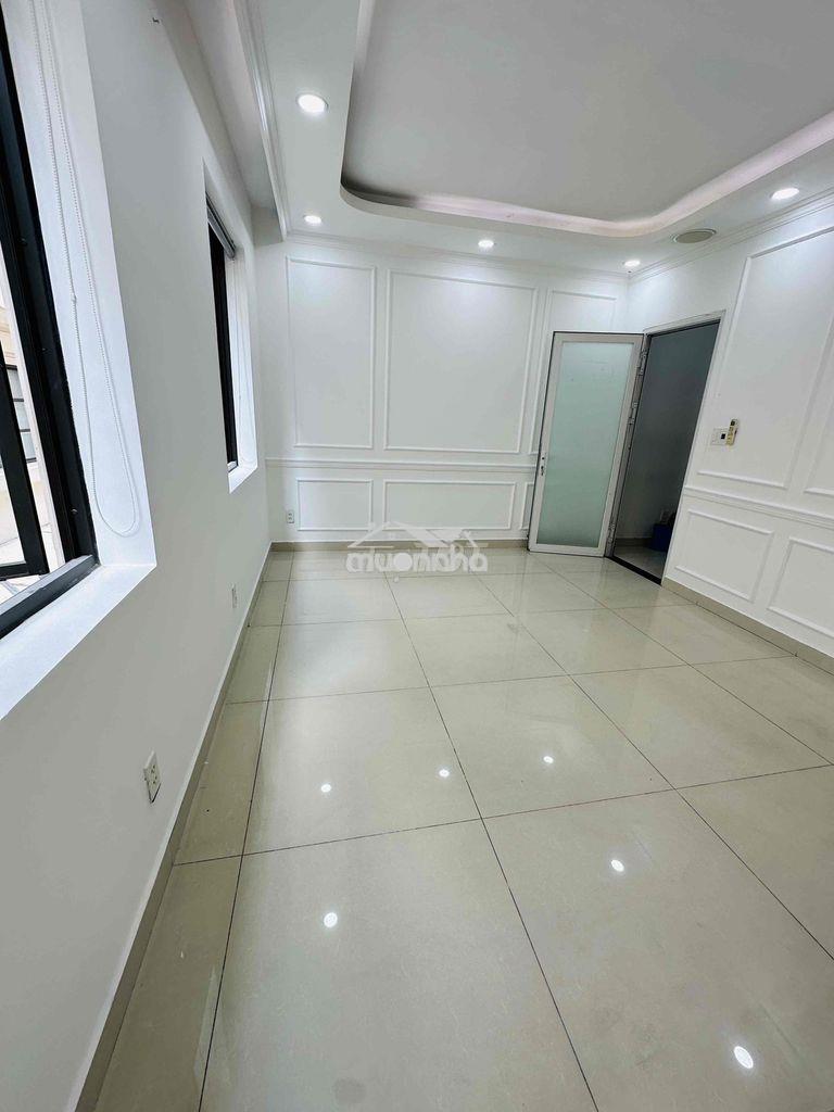 Cho thuê văn phòng 30m2–sẵn máy lạnh–giá 5.5triệu/th–cityland gò vấp