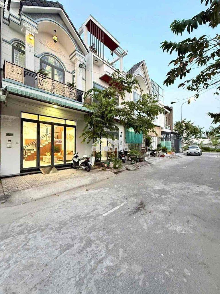 Bán nhà nằm ngay chợ 434 thuận an 85m2 sổ riêng giá 780 triệu