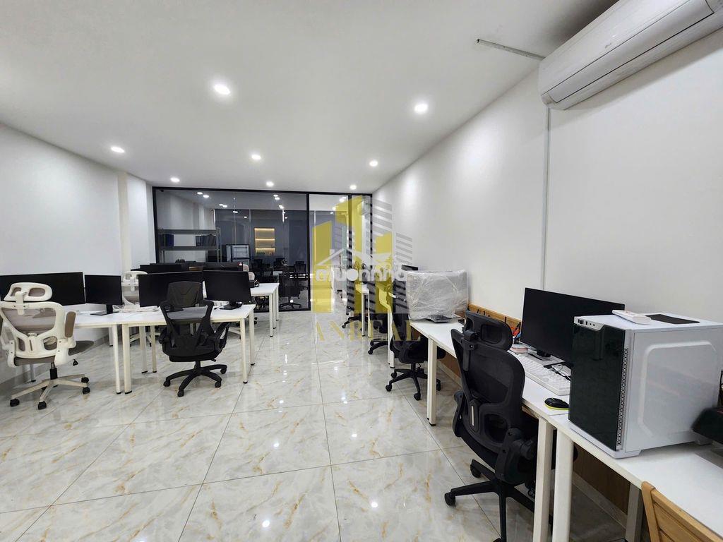 Cho thuê văn phòng mặt tiền đầy đủ nội thất như hình - giá 15 triệu - 2