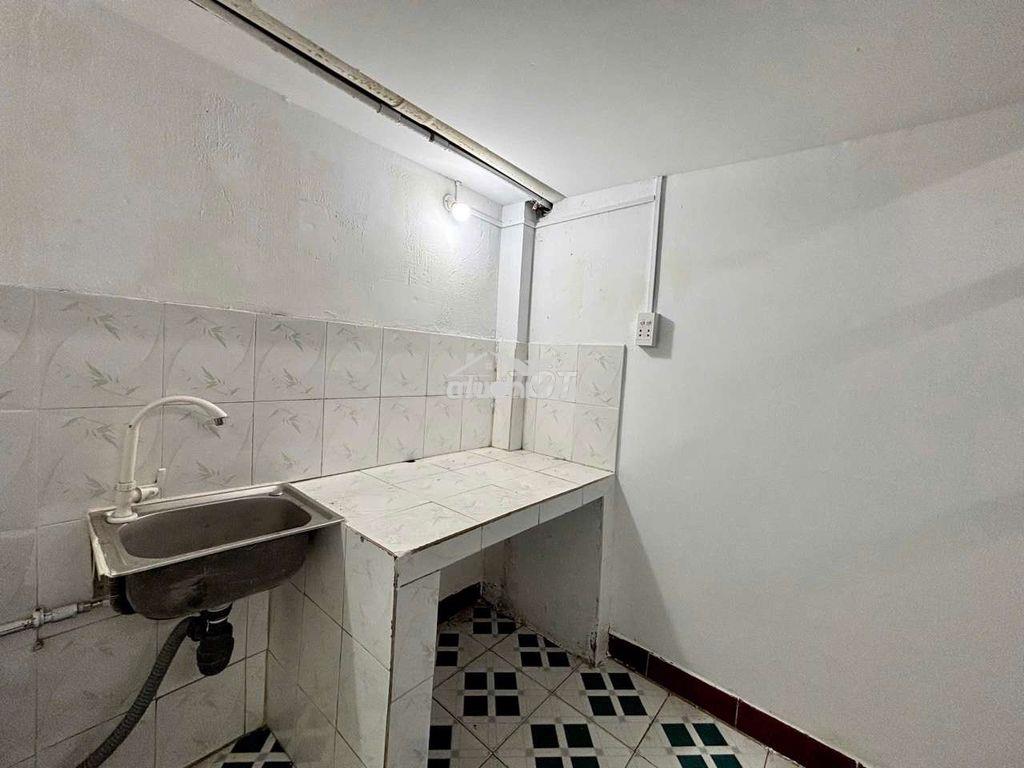 ⚡ Phòng trống gần vincom- giá cực hiếm chỉ 1,3 triệu khu 550 - 3