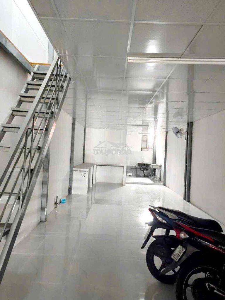 Cho thuê nhà đường phú thuận quận 7 giá 8tr