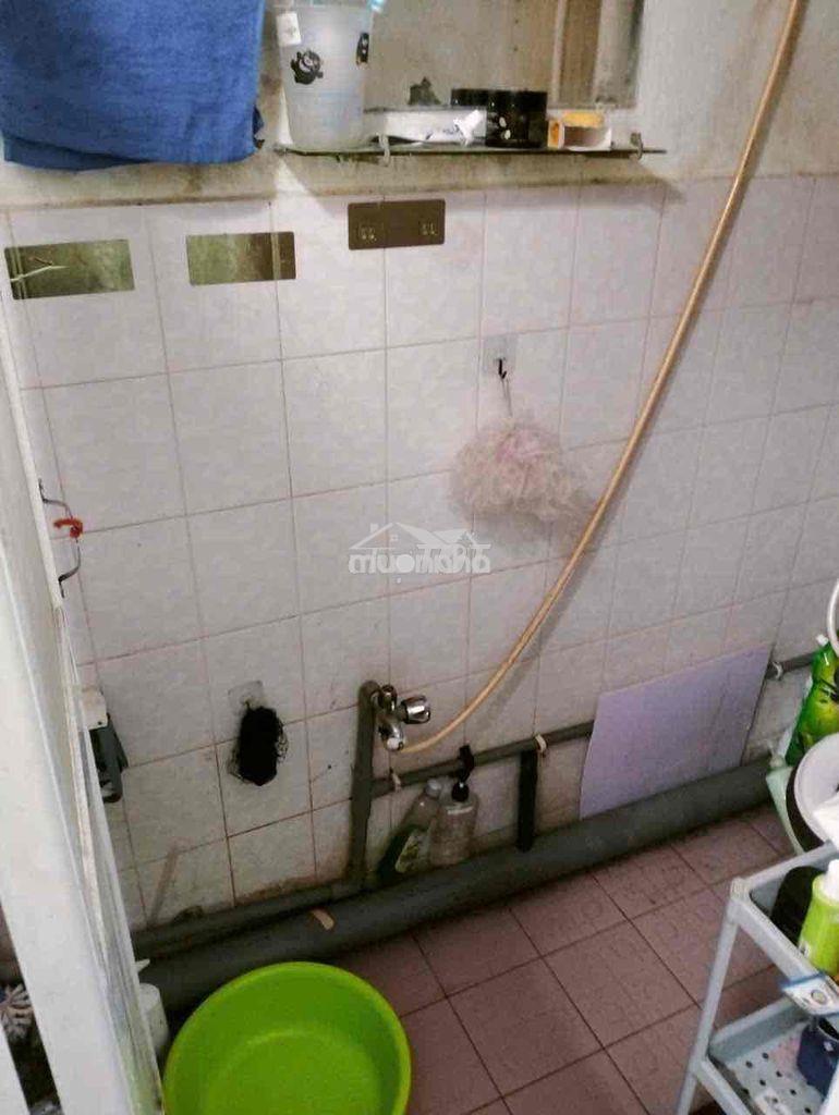 Phòng trọ giá rẻ, đường lê văn sỹ quận 3 - 4