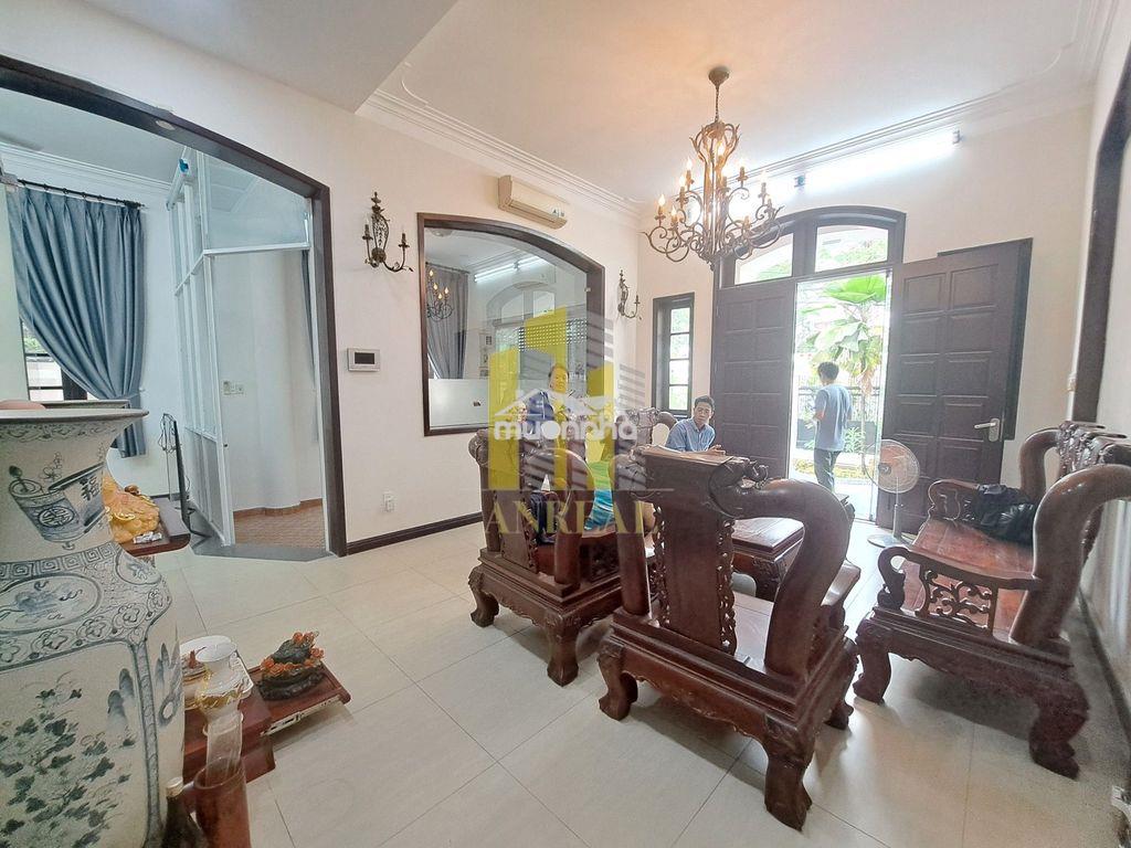 Biệt thự căn góc đầy đủ nội thất 6 phòng giá 45 triệu - 2