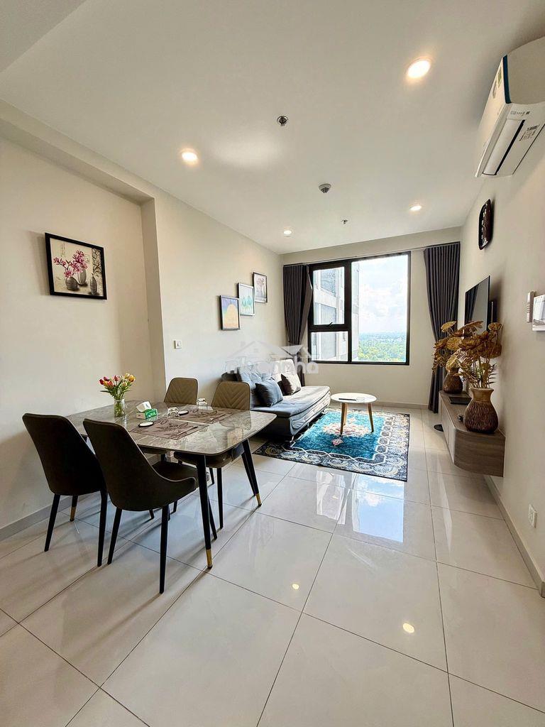 Cho thuê căn hộ 1 phòng ngủ nội thất đẹp view golf cc lê phong