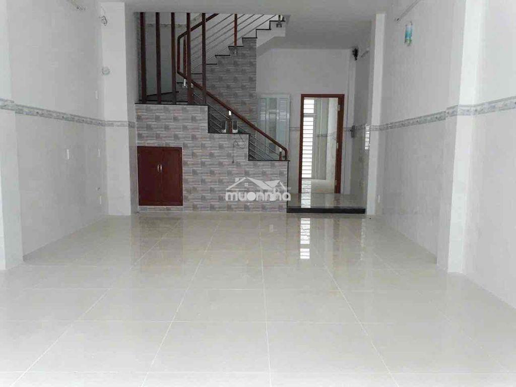 Cho thuê nhà nguyên căn p8 nhà đang sơn sửa mới - 2