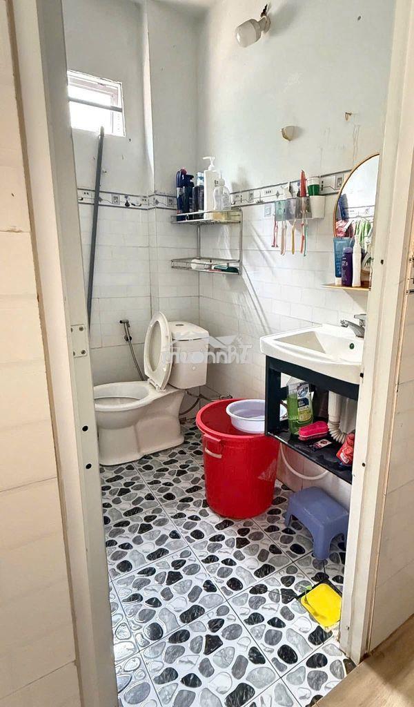 Bán trọ bến cát 150m2/1 tỷ 290 cho thuê 8 triệu/tháng gần kcn mp3 - 4
