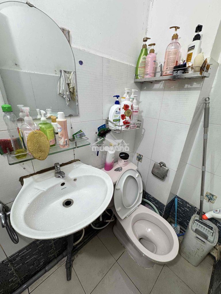 Pass lại phòng 1,7tr, 1 người ở, hợp người đi làm cả ngày - 2