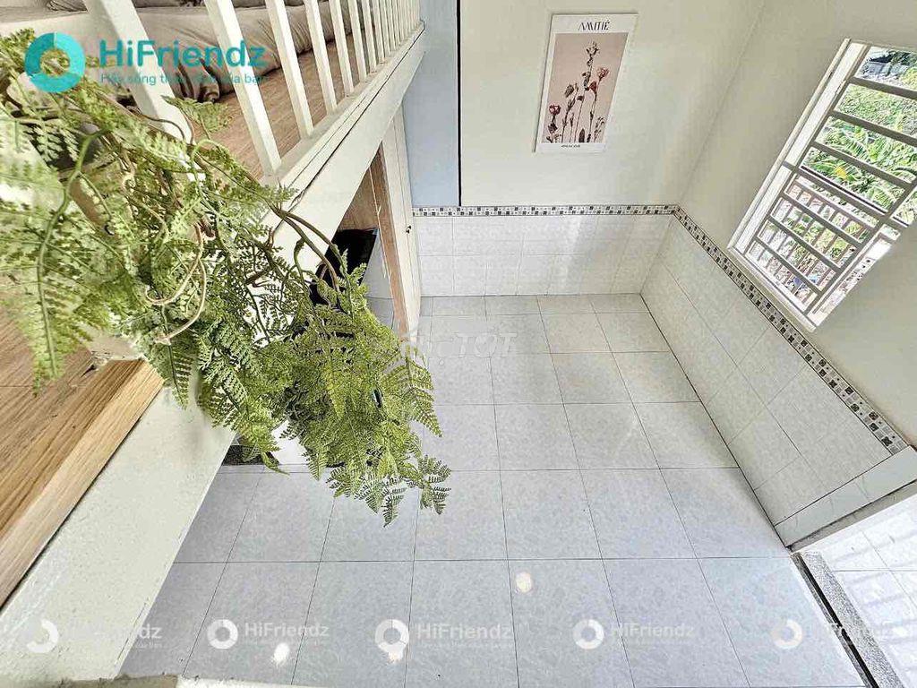 Duplex gác cao cửa sổ trời ngay sát đh luật - gigamall - 3