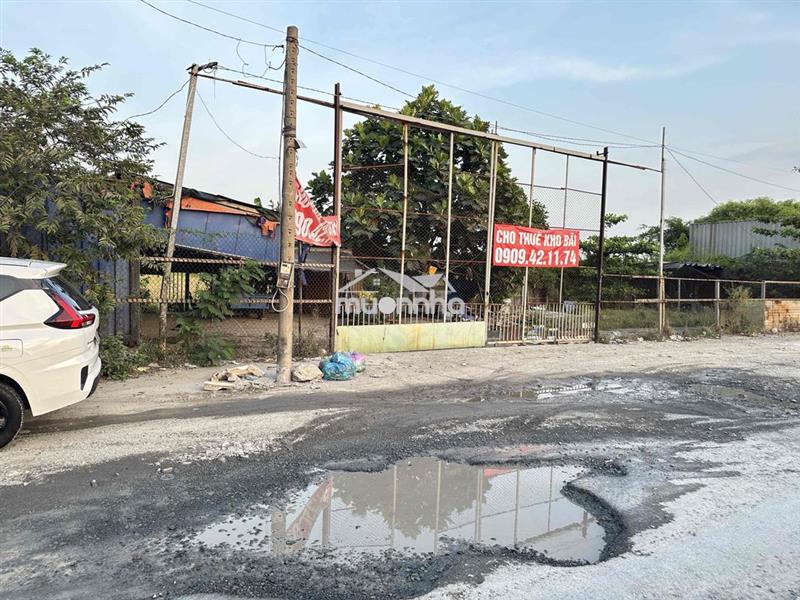 Cho thuê mặt bằng kho bãi mặt tiền võ trần chí
