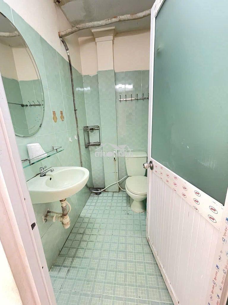 Cho thuê phòng trọ cửa sổ tại cô bắc - quận 1 - 4