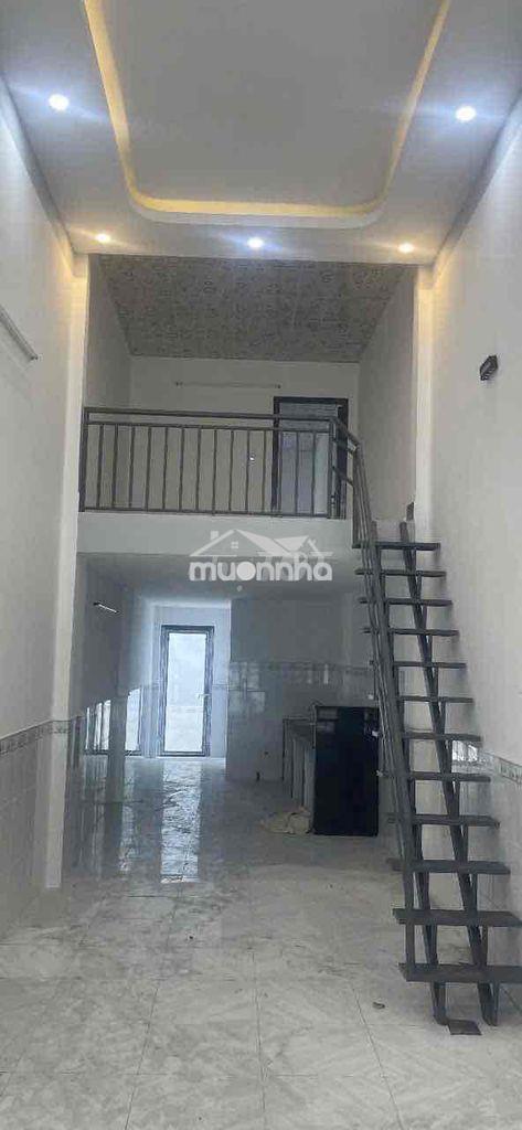 Mặt tiền buôn bán đường nhựa bình hòa 11 gần cầu ông bố dt 60m giá 2,8