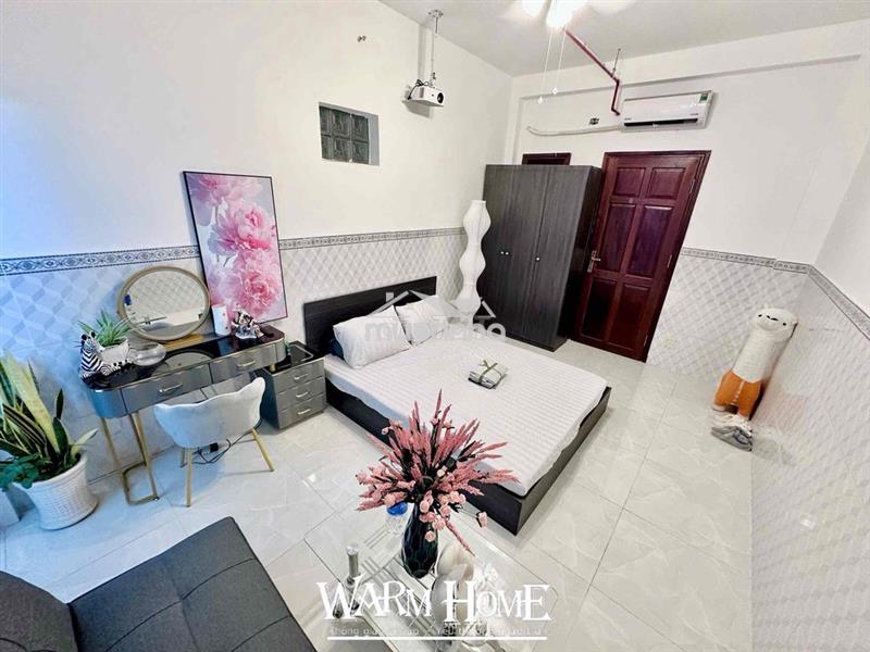 Thang máy 1 phòng ngủ, 1 phòng bếp riêng biệt 6tr5