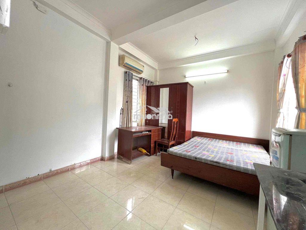 Còn 2 phòng tại trệt và lầu 1, 22m2 khép kín, giá 4.5 triệu - 4