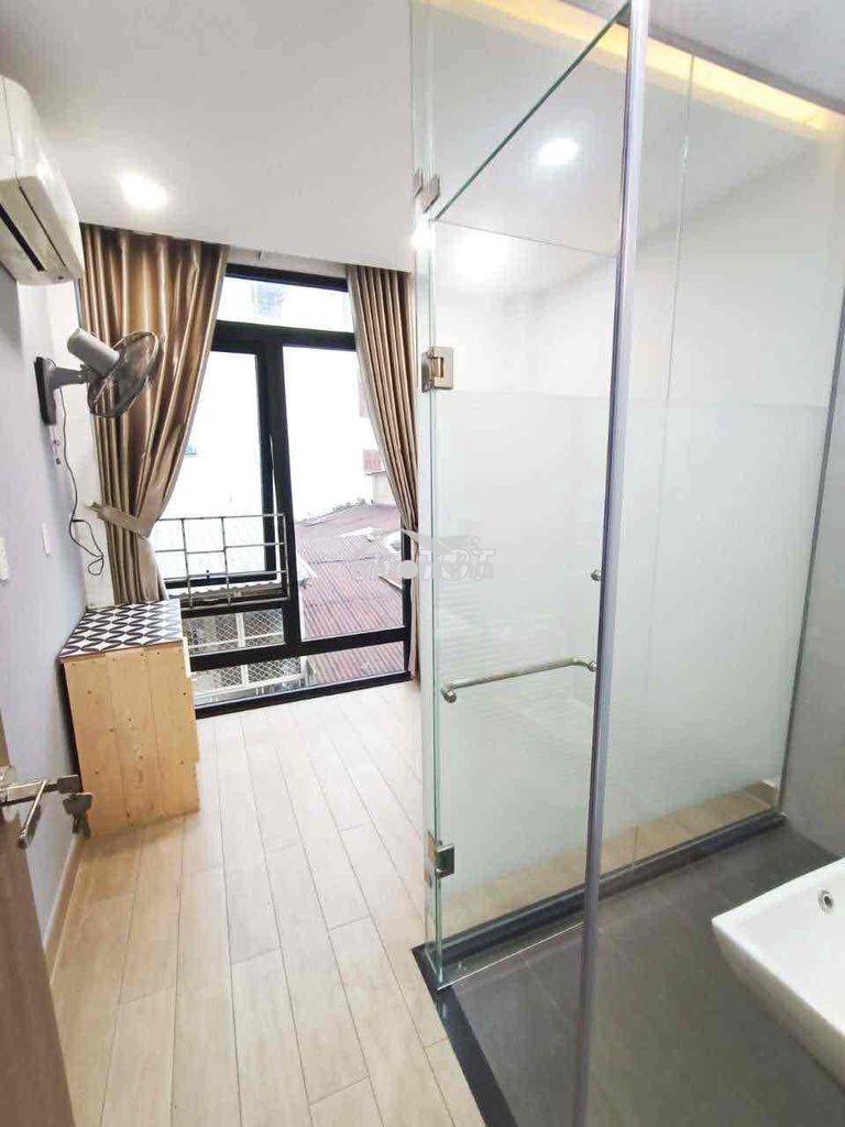 Phòng quận 1, bùi viện giao cống quỳnh. an ninh, yên tĩnh