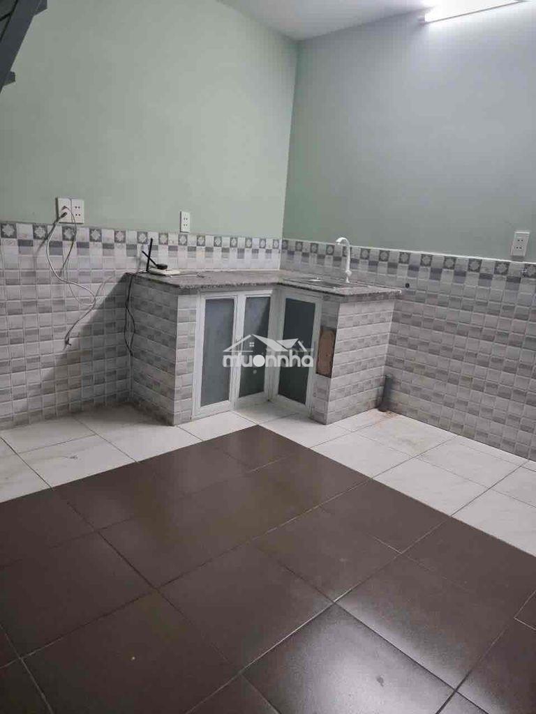 Phòng đối diện cvpm quang trung - 2