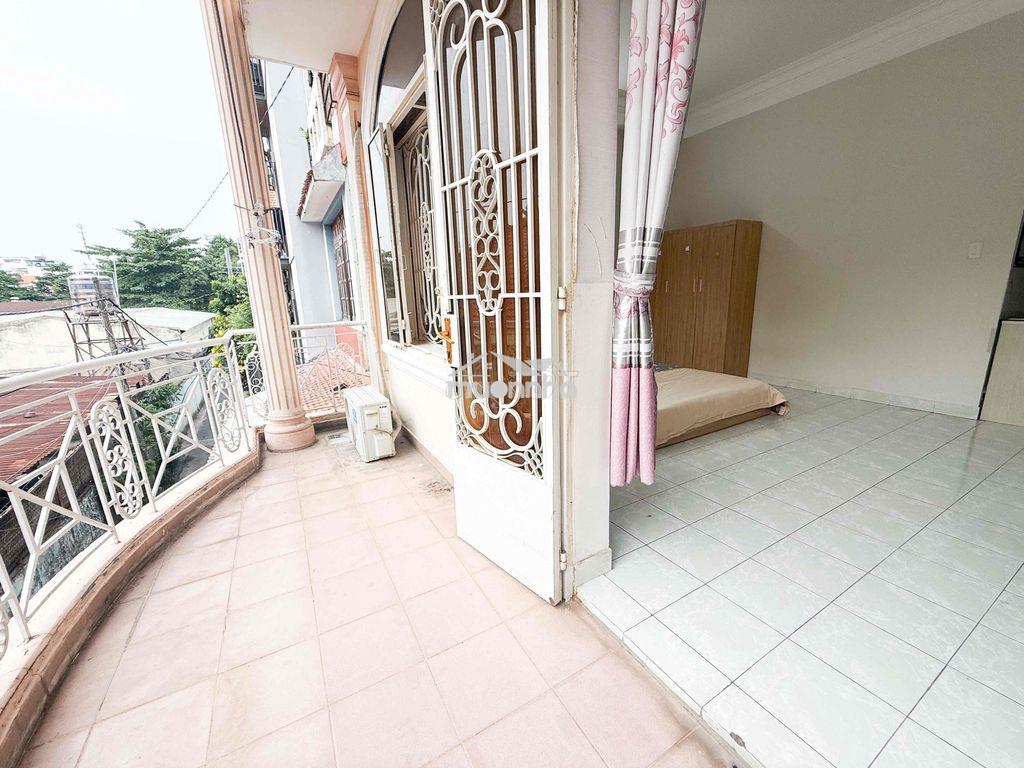 Ban công 45m công viên gia định.đầy đủ nội thất. - 4