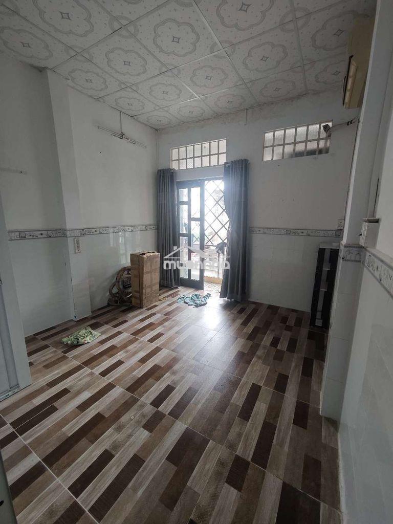 Cho thuê nhà nguyên căn hẻm đoàn văn bơ - 2