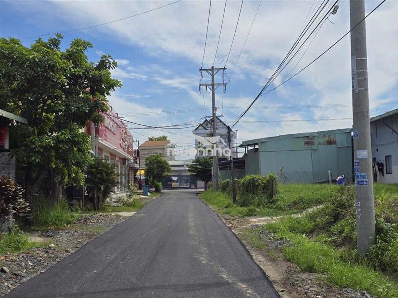 Chính chủ bán gấp lô đất mặt tiền kinh doanh 999tr ngay chợ trảng bàng