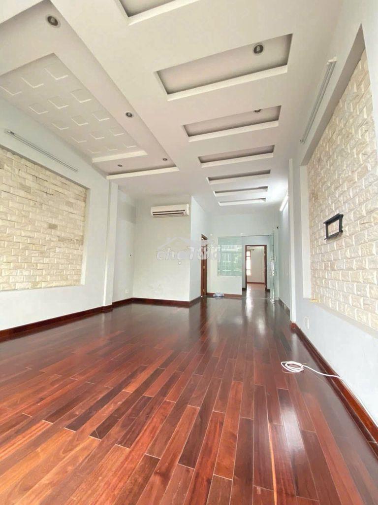 Khu vip nội bộ phường tân sơn nhì :   4,5 x 20 đúc 4 lầu  siêu đẹp. 