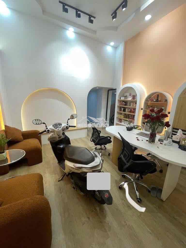 Nhà đẹp phan văn trị_ bình thạnh , trệt lững lầu, 17tr5 - 2