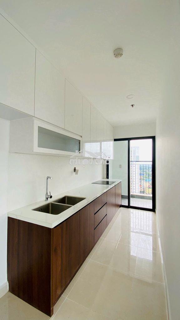 Cho thuê phú đông sky garden 2pn có nt 7tr