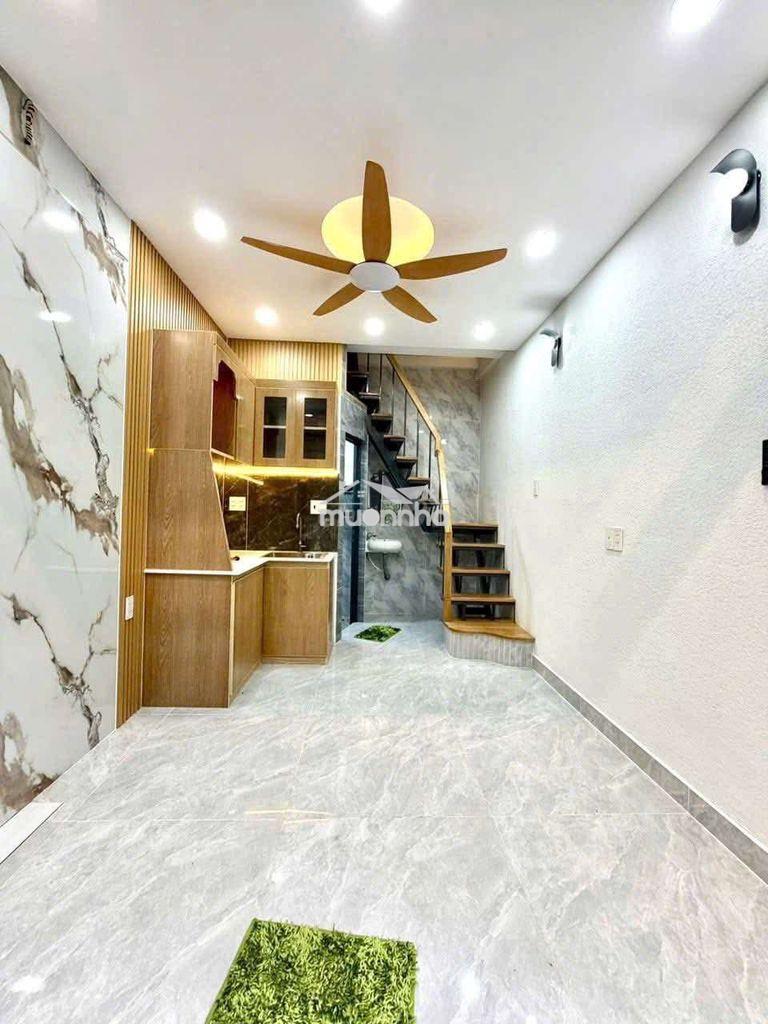Bán nhà tô hiến thành - 2 tầng -  trung tâm quận 10 - giá 2 tỷ xx - 3