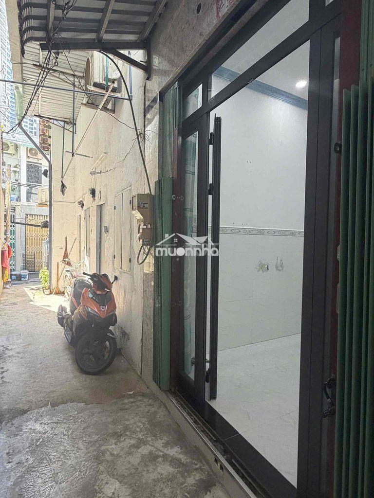 Nhà bán 2 pn hẽm 710 htp q7 tphcm