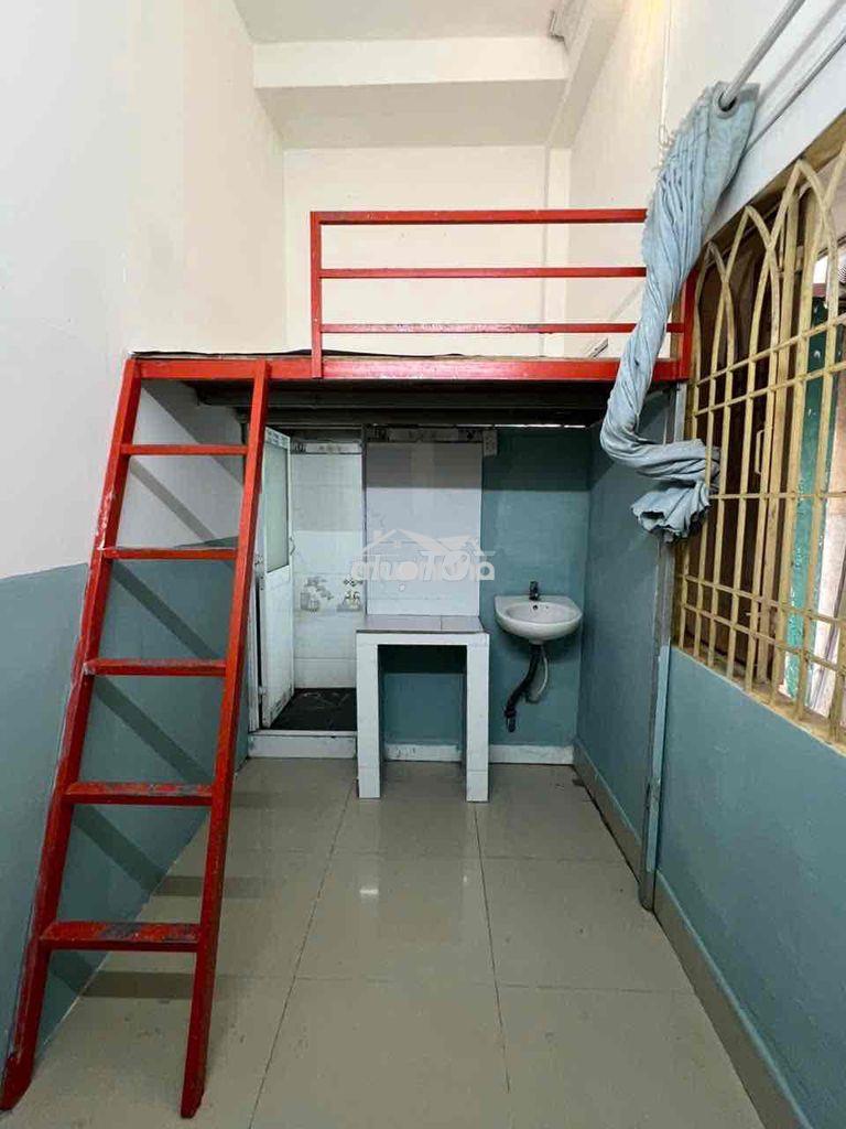 Gác cao sổ trời thoáng gần văn lang - iuh - máy lạnh - 3