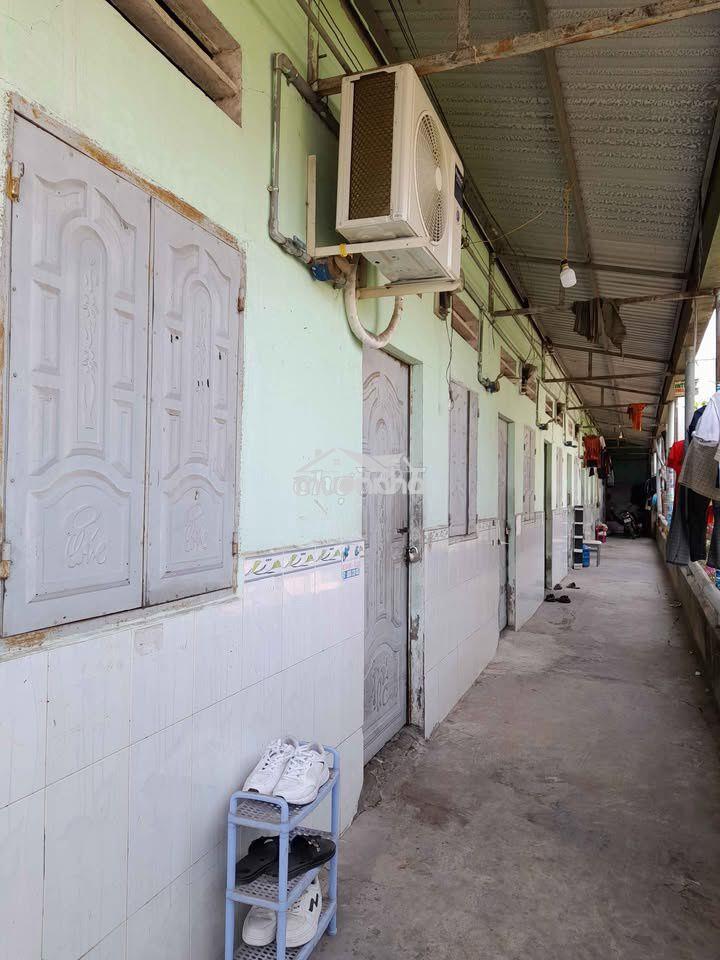 Bán gấp dãy trọ 7p đang kinh doanh dt151m2 giá 1 tỷ 050 shr