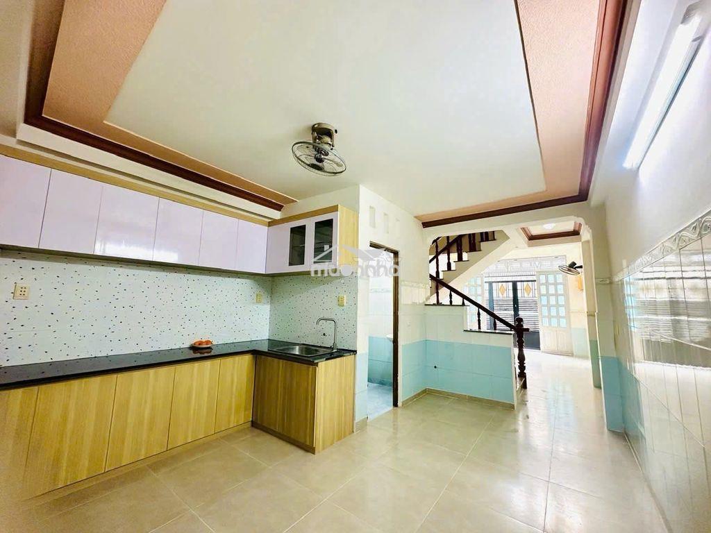 Cho thuê nhà 1 trệt 1 lửng 2 lầu 4pn gần cv làng hoa gò vấp 14 triệu - 2