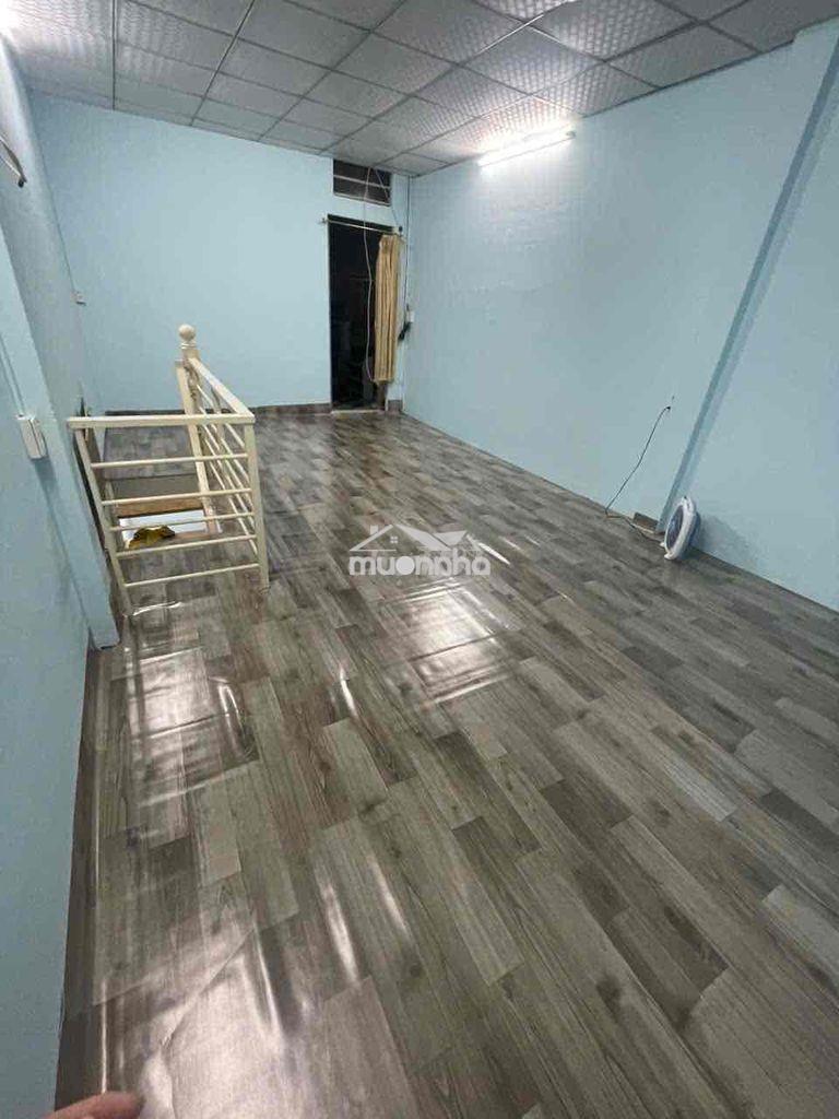Nhà trung tâm q1 nguyên căn giá 8tr- tiện kinh doanh online, gia đình - 2