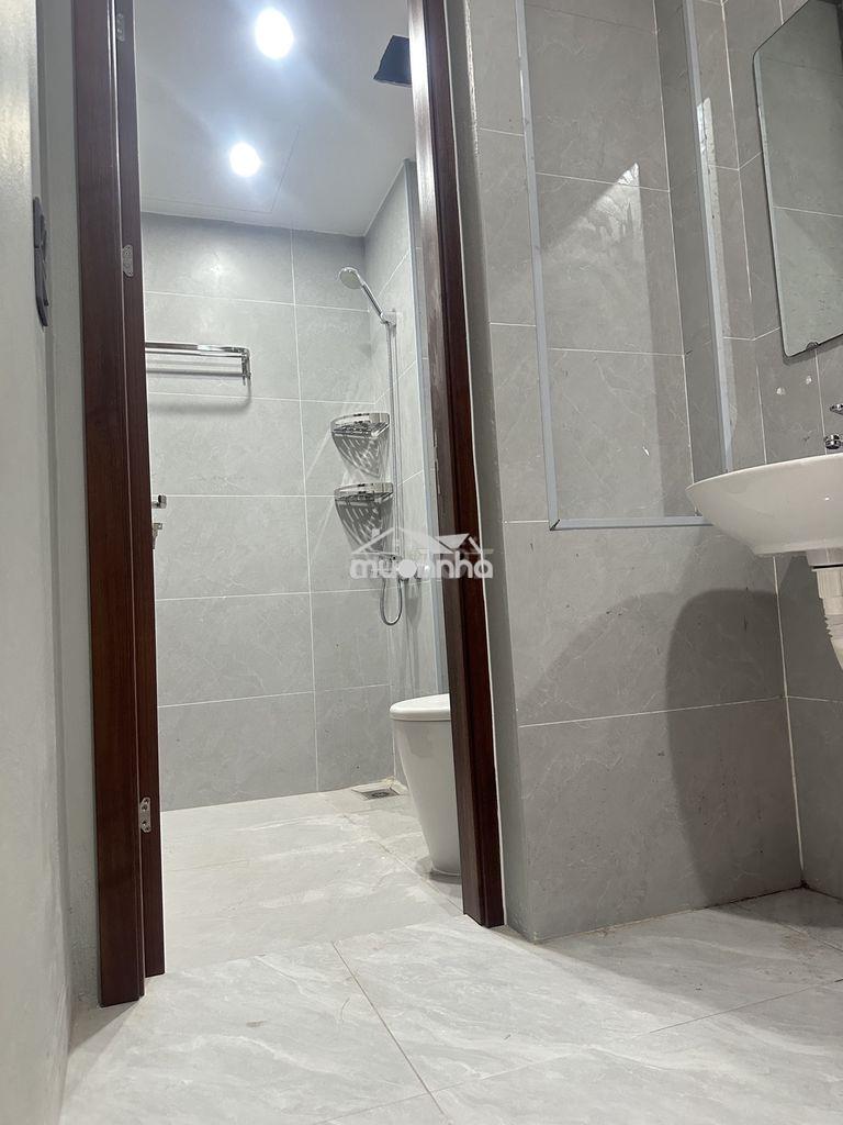 Chính chủ cho thuê nhà nguyên căn mới xây, 44m vuông, 4 tầng 1 tum.