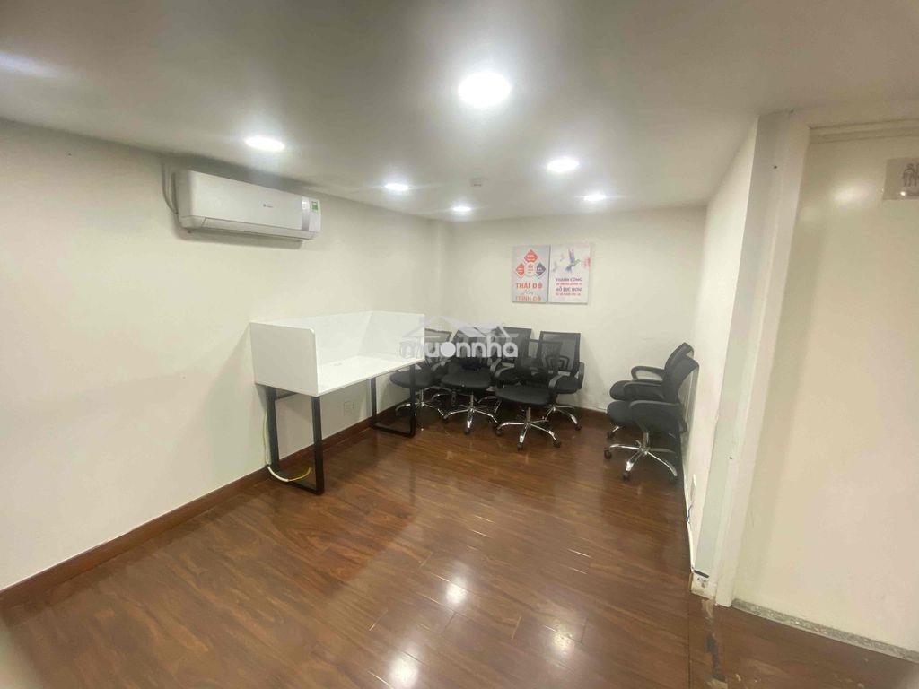 Văn phòng 60m2 - góc 2mt trần nhật duật q1 - 3