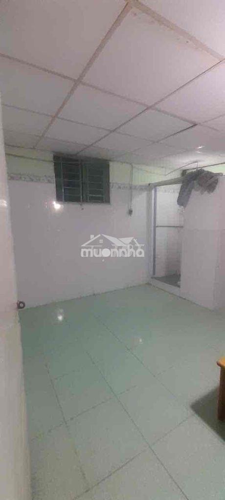 Phòng trọ ngay trung tâm quận 11 - 2