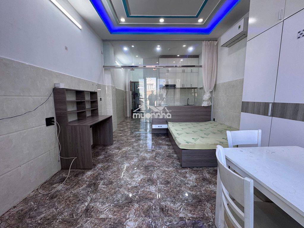 Cho thuê căn hộ 1pn vách kính - phan đình phùng - trung tâm hcm - 2