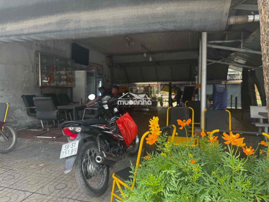 Sang quán cơm, cafe ga sóng thần - 4
