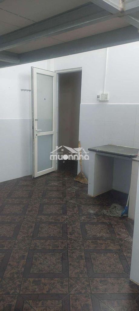 Phòng trọ 30m2 ngay ngã tư âu cơ lạc long quân - 3