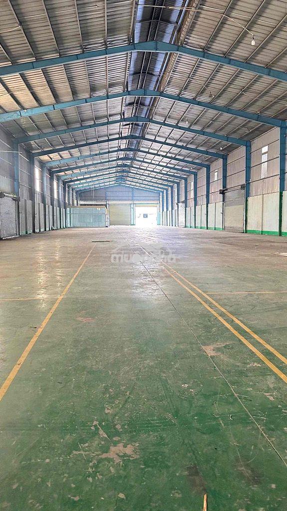 Xưởng thuận an 2200m đường lớn xe cont kinh doanh sản xuất