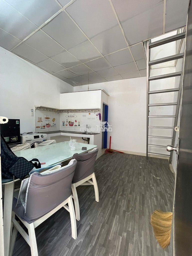 Kiot dạng nhà nguyên căn ngay học viện cán bộ - 1pn -1pk-ban công-50m2 - 2