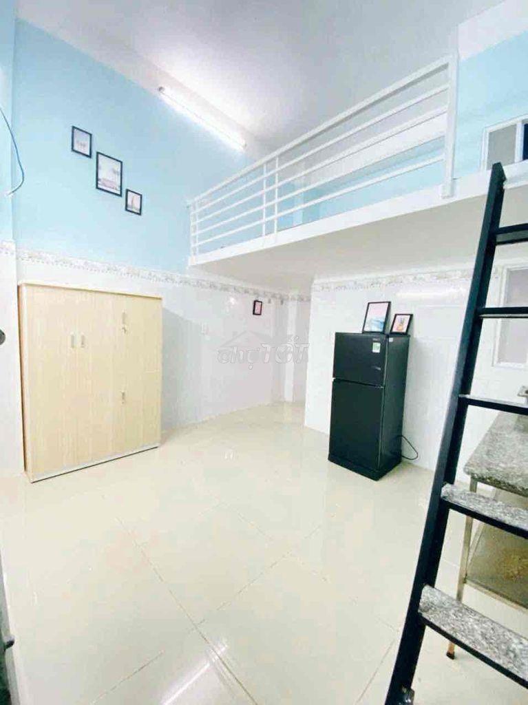 Phòng trọ gác cao 2m ngay ngã tư bảy hiền - etown cộng hoà - 2