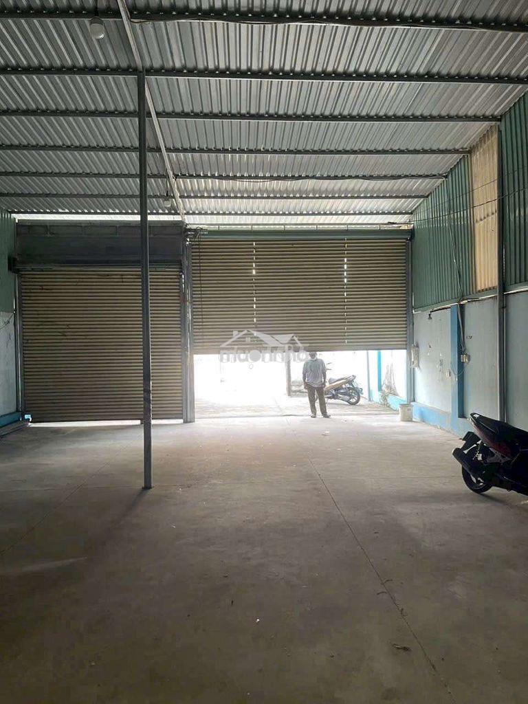 Cho thuê mặt bằng kinh doanh vĩnh tân tp hcm
❤️
ngang 11 m
tdt : 600m2