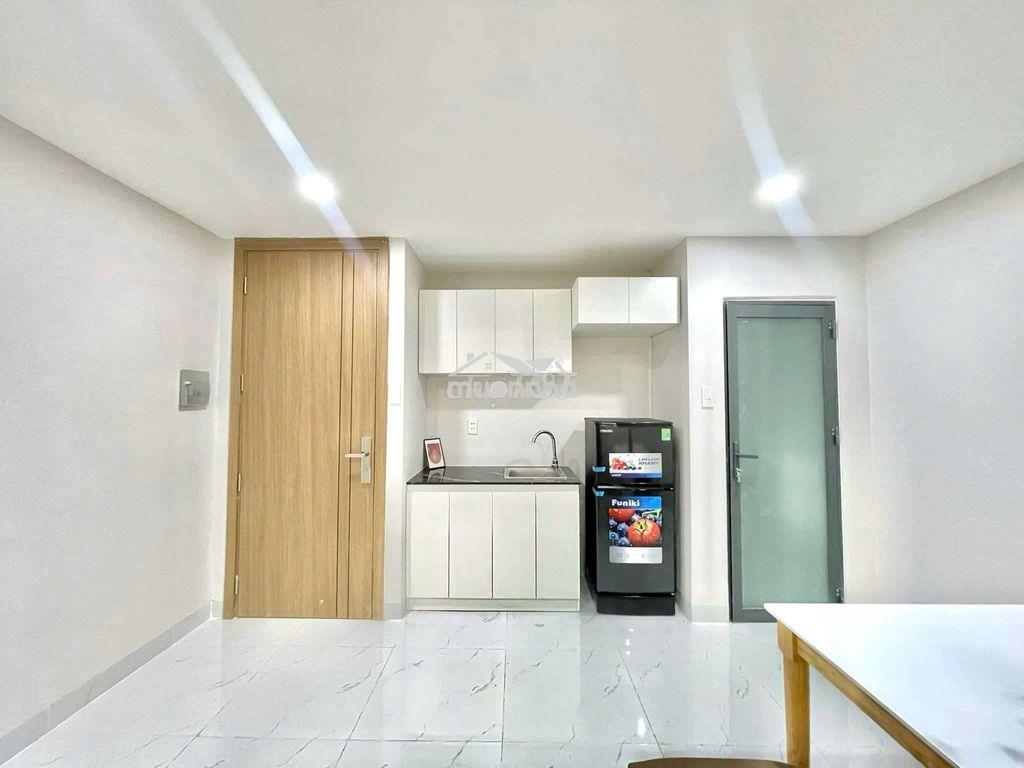 Nhà mới xây hxh q7 - lời 28tr - sang 4xx đồng - 4