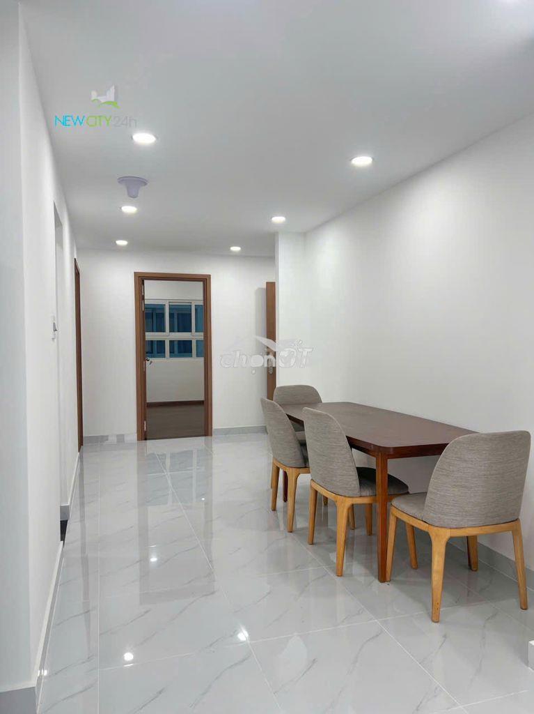 Hot nhà mới- vào ở ngay to rộng 84m2- 85m2 free phí quản lý  - 3
