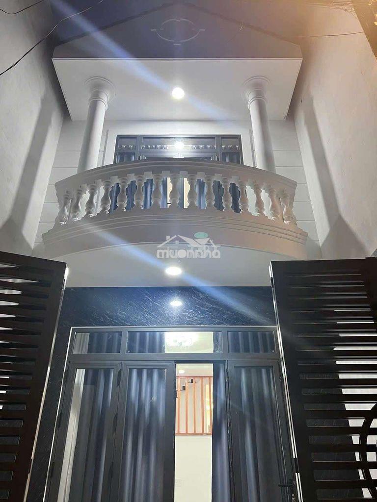 Nhà mới xây đường ngô chí quốc ngay chợ đầu mối. 2pn 3wc ở gđ, làm vp