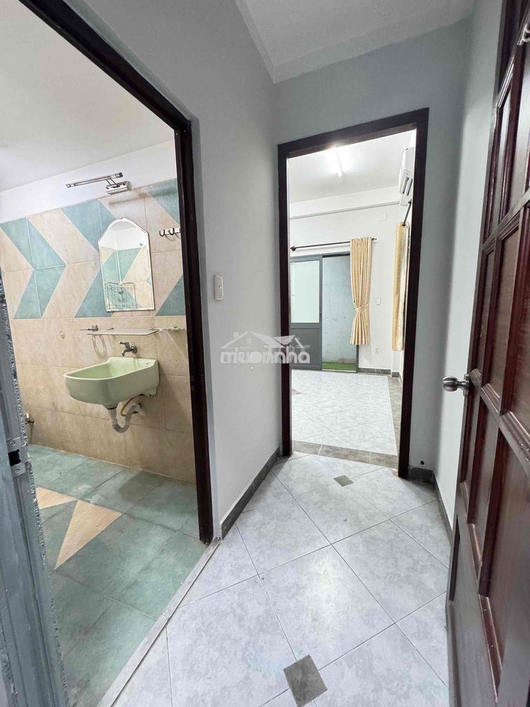 Phòng ngủ tách bếp ban công ngay cao lỗ q8 - 3