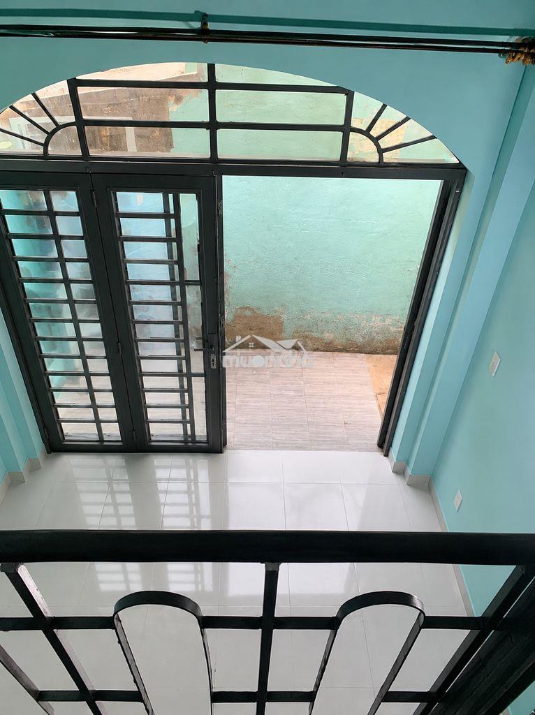 Bình thạnh giáp q1 - chợ bà chiểu - 20m2, 3 tầng hoàn công đủ - shr - 3