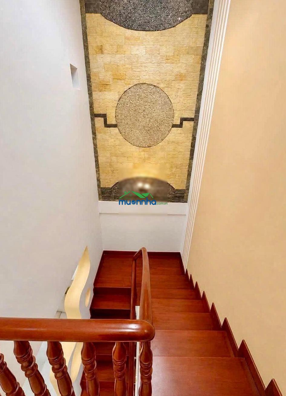Cực hiếm nhà ngay bình chiểu, thủ đức-100m²-1trệt 1lầu-3pn2wc-shr-công chứng nhanh giá 800tr còn tl